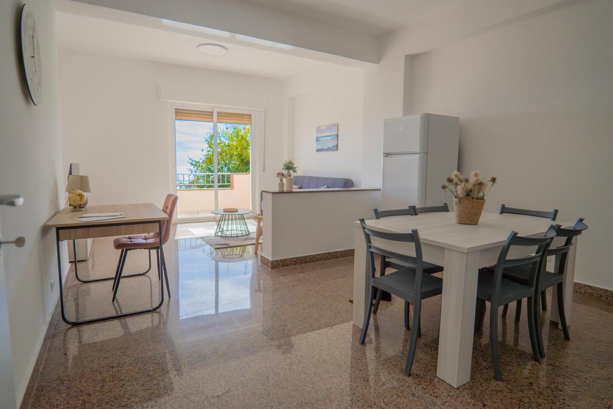 Casa Erika Apartment Бова Марина Екстериор снимка